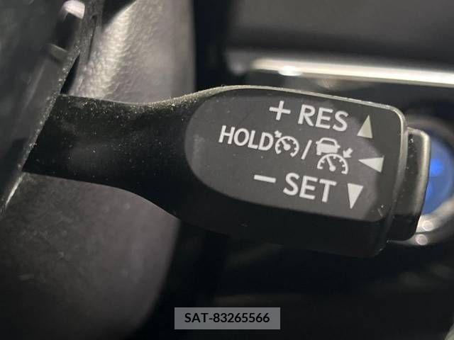 Toyota PRIUS 2021-01 322473-5