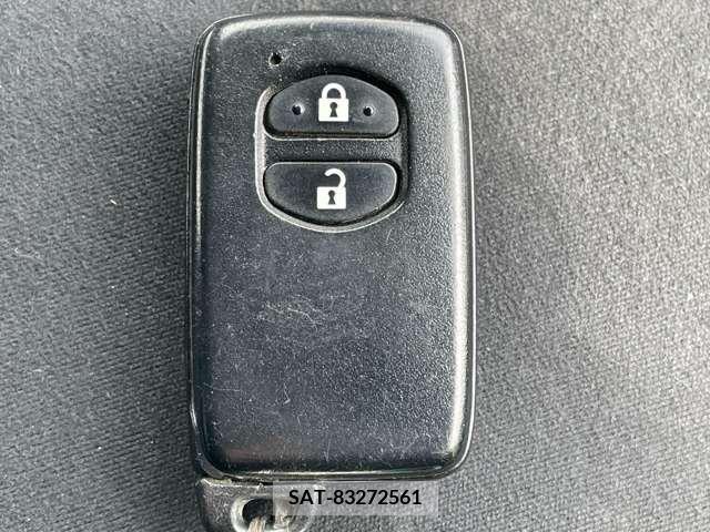 Toyota PRIUS ALPHA 2013-03 231973-17