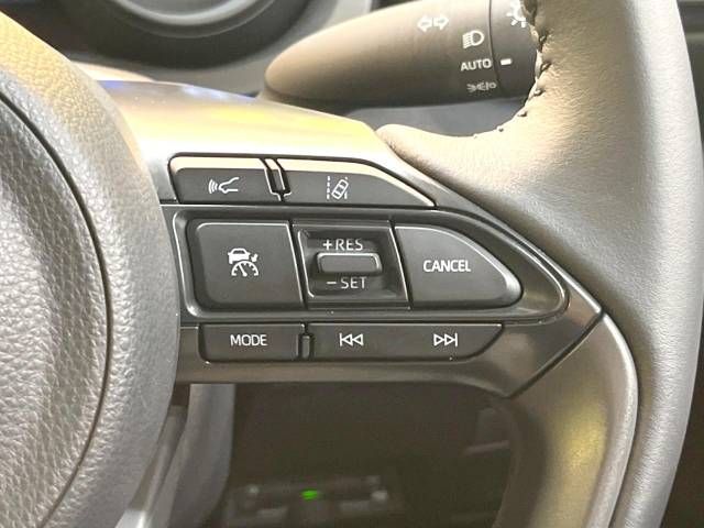 Toyota YARIS CROSS 2023-06 26450-4