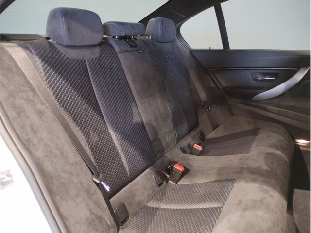 Bmw 3 SERIES 2017-09 9431-21