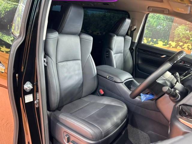 Toyota ALPHARD 2022-04 186530-8