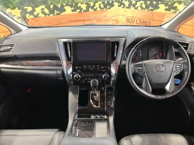 Toyota ALPHARD 2022-04 186530-1
