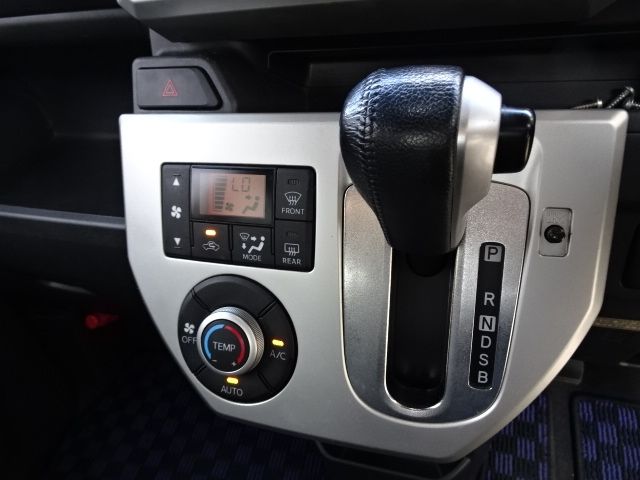 Daihatsu WAKE 2015-08 15256-12