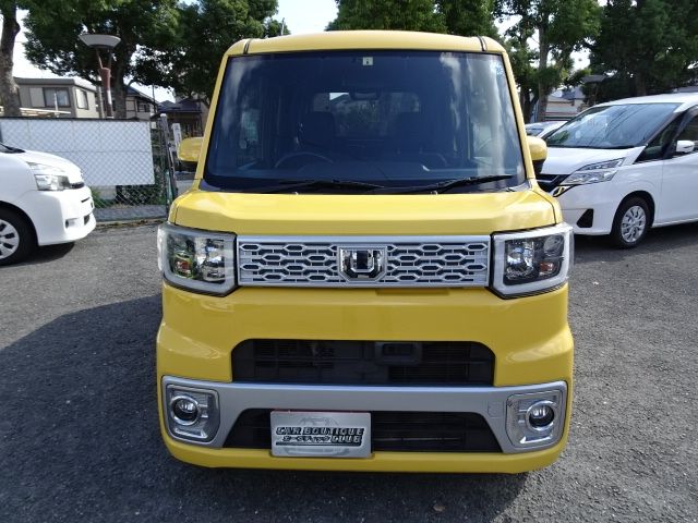 Daihatsu WAKE 2015-08 15256-1