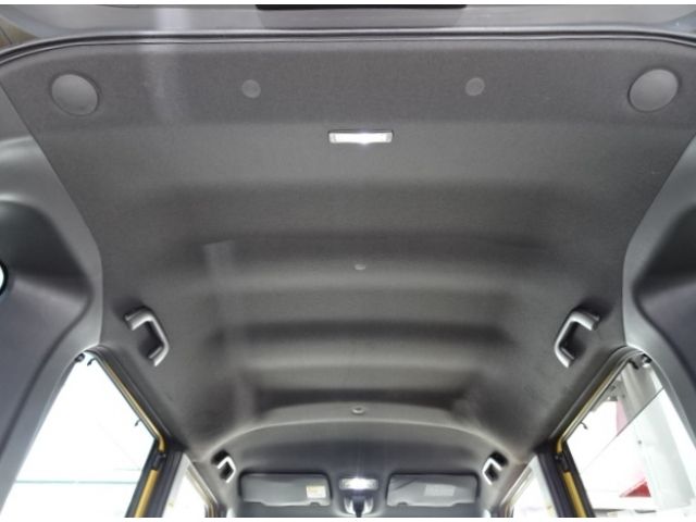Daihatsu WAKE 2015-08 15256-18