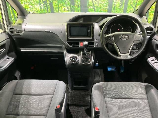 Toyota NOAH 2015-03 193233-1