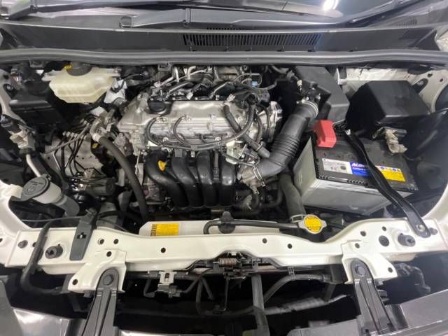Toyota NOAH 2015-03 193233-18