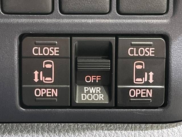 Toyota NOAH 2015-03 193233-3
