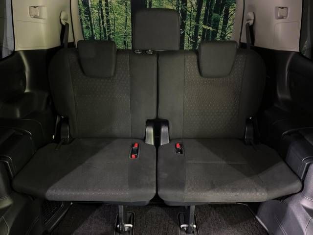Toyota NOAH 2015-03 193233-10