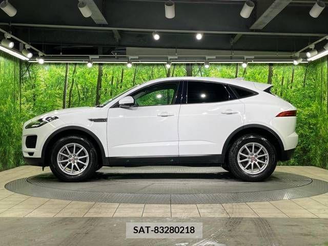 Jaguar E-PACE 2018-06 315773-18