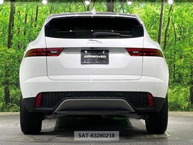 Jaguar E-PACE 2018-06 315773-16