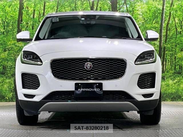 Jaguar E-PACE 2018-06 315773-15