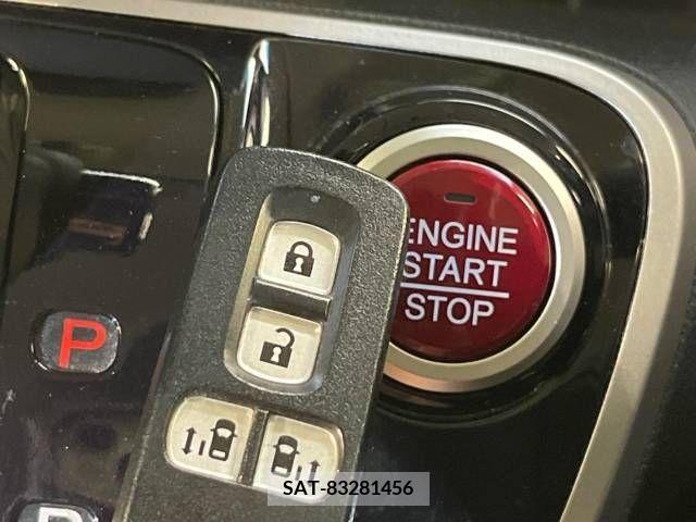 Honda N BOX CUSTOM 2014-09 338205-7