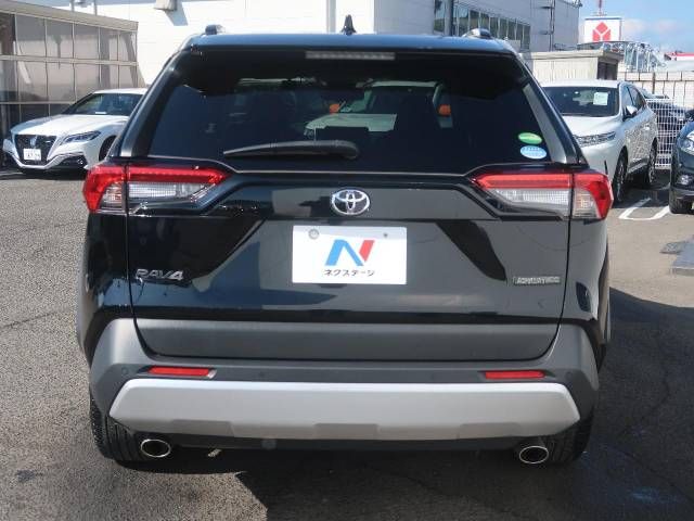Toyota RAV4 2019-10 18578-15