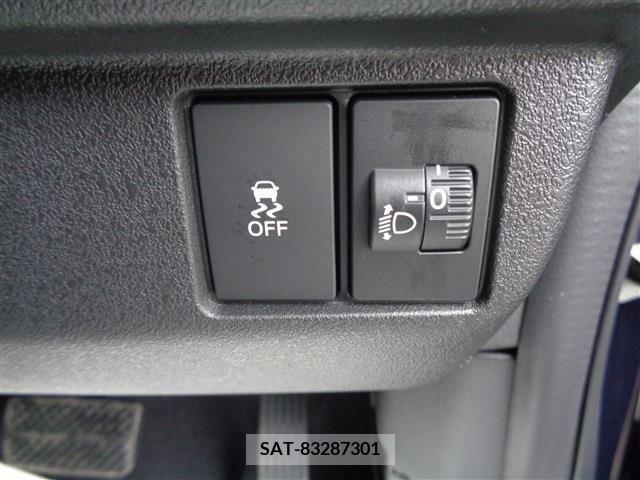 Honda N BOX CUSTOM 2023-12 249903-19