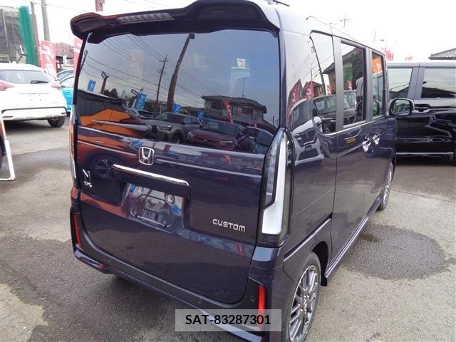 Honda N BOX CUSTOM 2023-12 249903-5