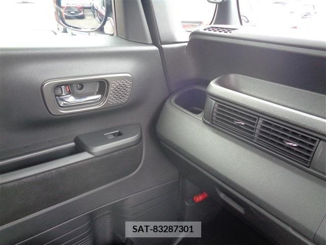 Honda N BOX CUSTOM 2023-12 249903-15
