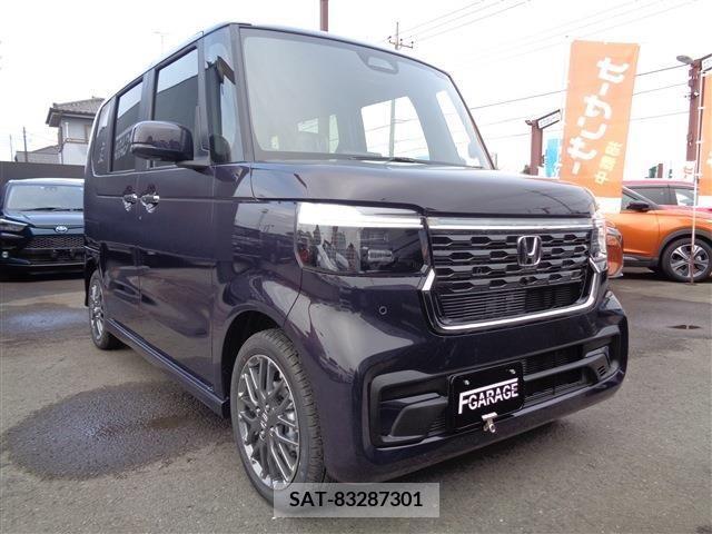 Honda N BOX CUSTOM 2023-12 249903-1