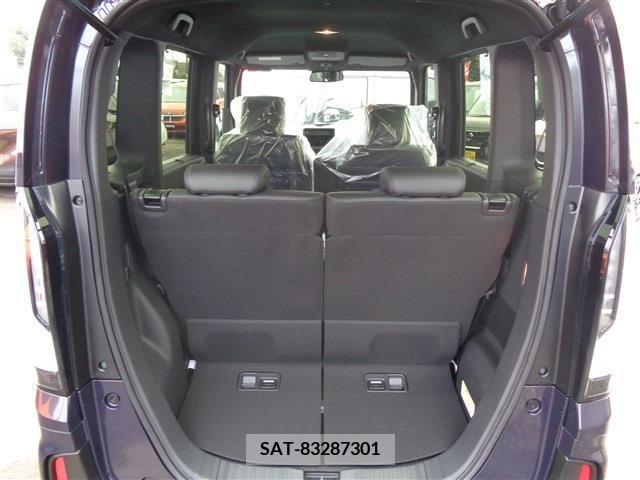 Honda N BOX CUSTOM 2023-12 249903-10