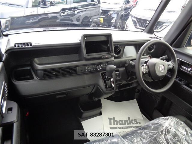 Honda N BOX CUSTOM 2023-12 249903-9