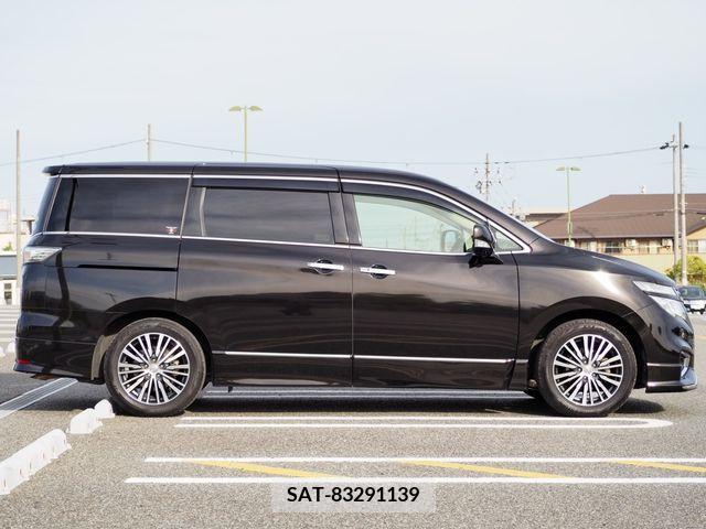 Nissan ELGRAND 2018-02 268404-5