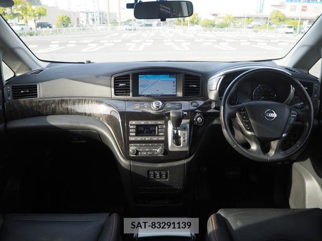Nissan ELGRAND 2018-02 268404-13