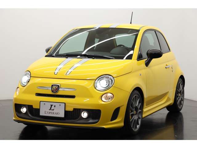 Abarth 695 2011-11 194658-16
