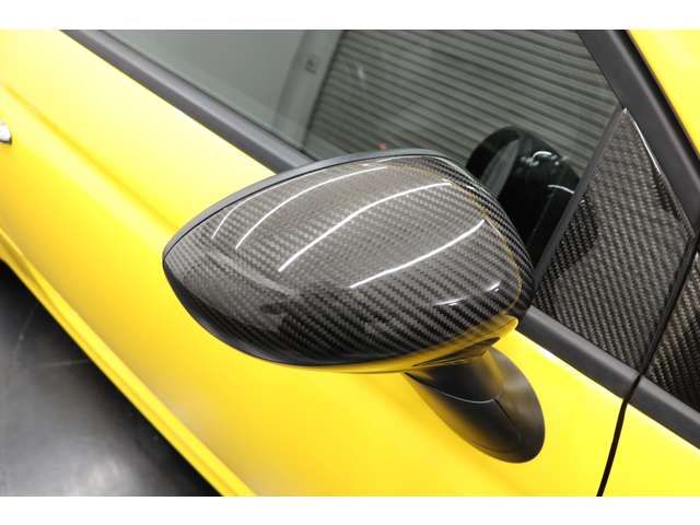 Abarth 695 2011-11 194658-12