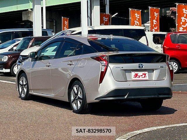 Toyota PRIUS 2018-05 236780-8