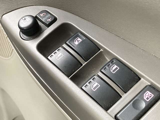 Daihatsu TANTO 2015-12 240-10
