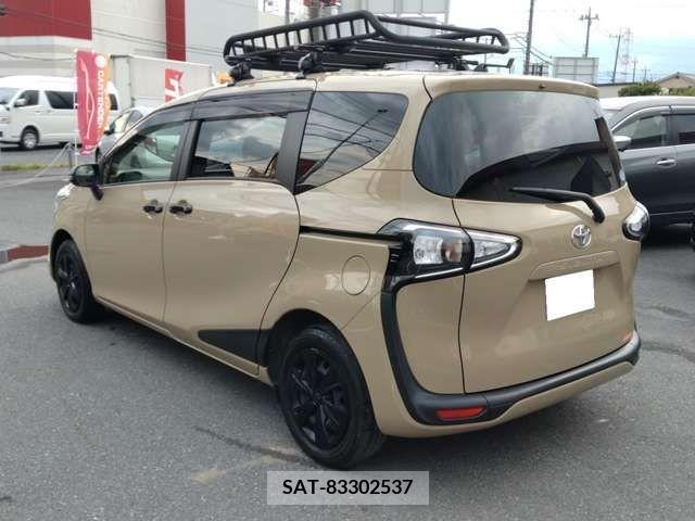 Toyota SIENTA 2020-02 394028-3