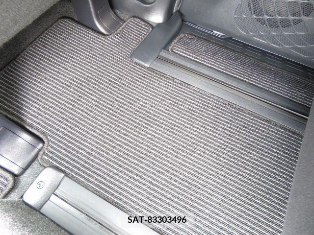 Toyota NOAH 2019-02 380882-25
