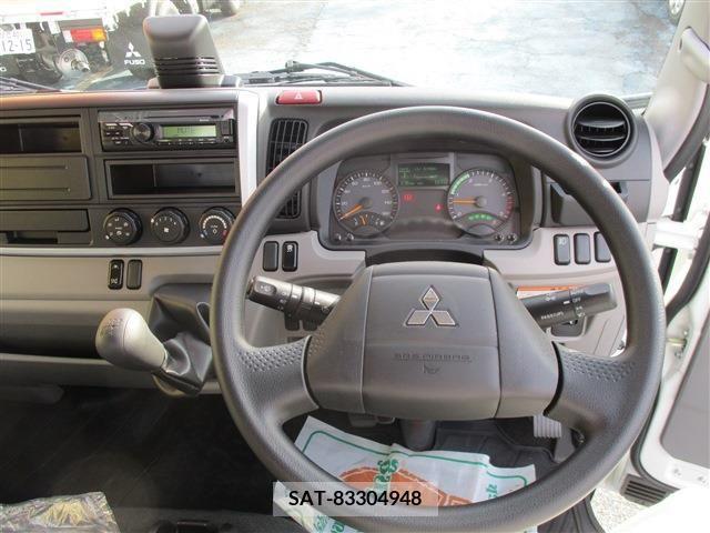 Mitsubishi CANTER 2023-10 208556-9