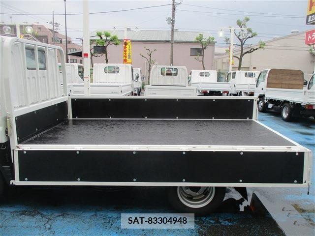 Mitsubishi CANTER 2023-10 208556-8