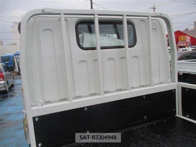 Mitsubishi CANTER 2023-10 208556-7