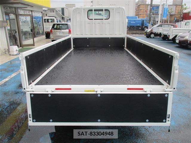 Mitsubishi CANTER 2023-10 208556-5