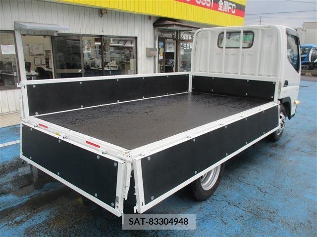 Mitsubishi CANTER 2023-10 208556-6