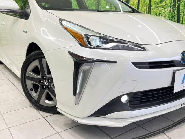 Toyota PRIUS 2019-04 186383-12