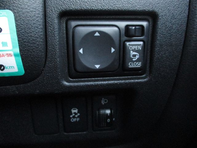 Nissan MARCH 2017-03 191804-17