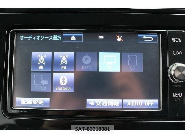 Toyota PRIUS 2016-08 225144-5