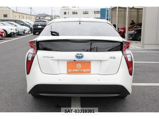 Toyota PRIUS 2016-08 225144-9