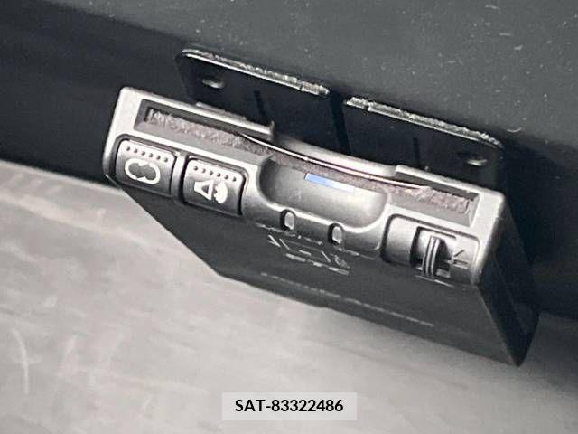 Honda N BOX CUSTOM 2016-02 351377-5