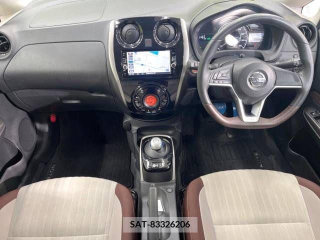 Nissan NOTE 2017-06 210790-1