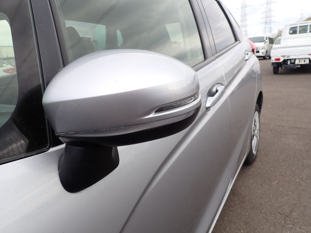 Honda FIT 2018-04 190089-3