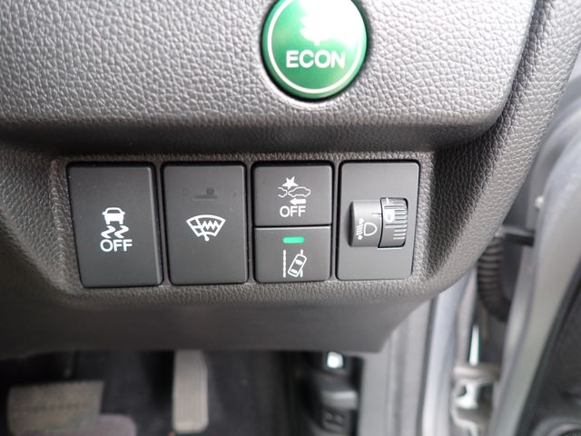 Honda FIT 2018-04 190089-10