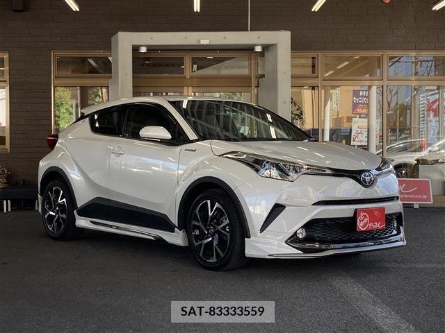 Toyota C-HR 2017-08 264391-2