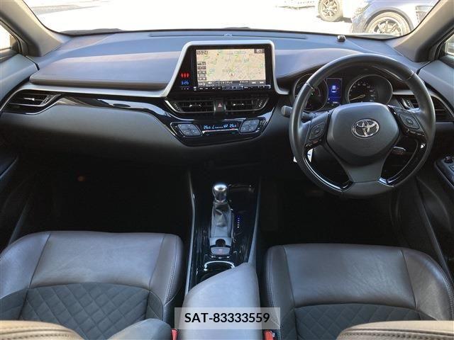 Toyota C-HR 2017-08 264391-5