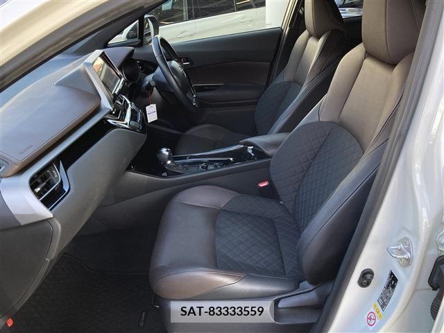 Toyota C-HR 2017-08 264391-16