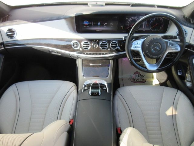 Mercedes Benz S-CLASS 2018-09 187866-1