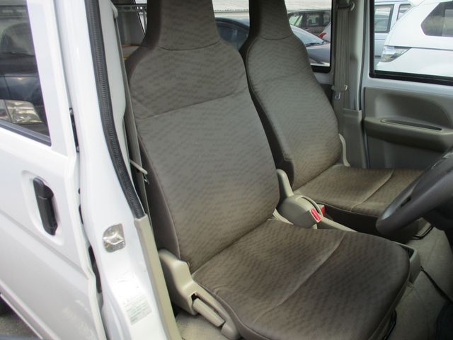 Mazda SCRUM VAN 2019-06 2840-18